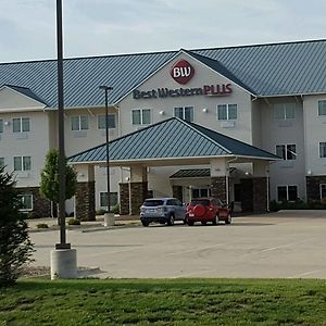 Best Western Plus Green Mill Village Hotel & Suites